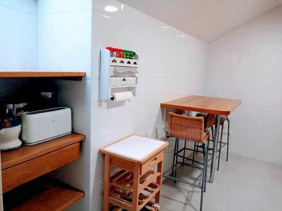 Precioso Atico Con Bonitas Vistas A La Pena Oroel Appartement Jaca Buitenkant foto