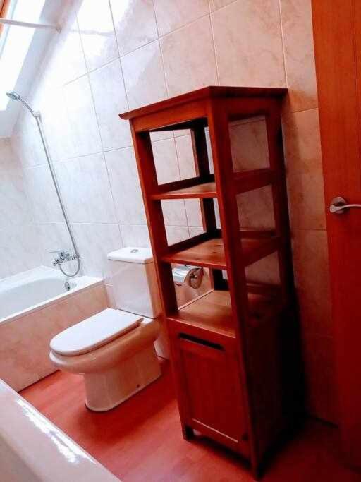 Precioso Atico Con Bonitas Vistas A La Pena Oroel Appartement Jaca Buitenkant foto