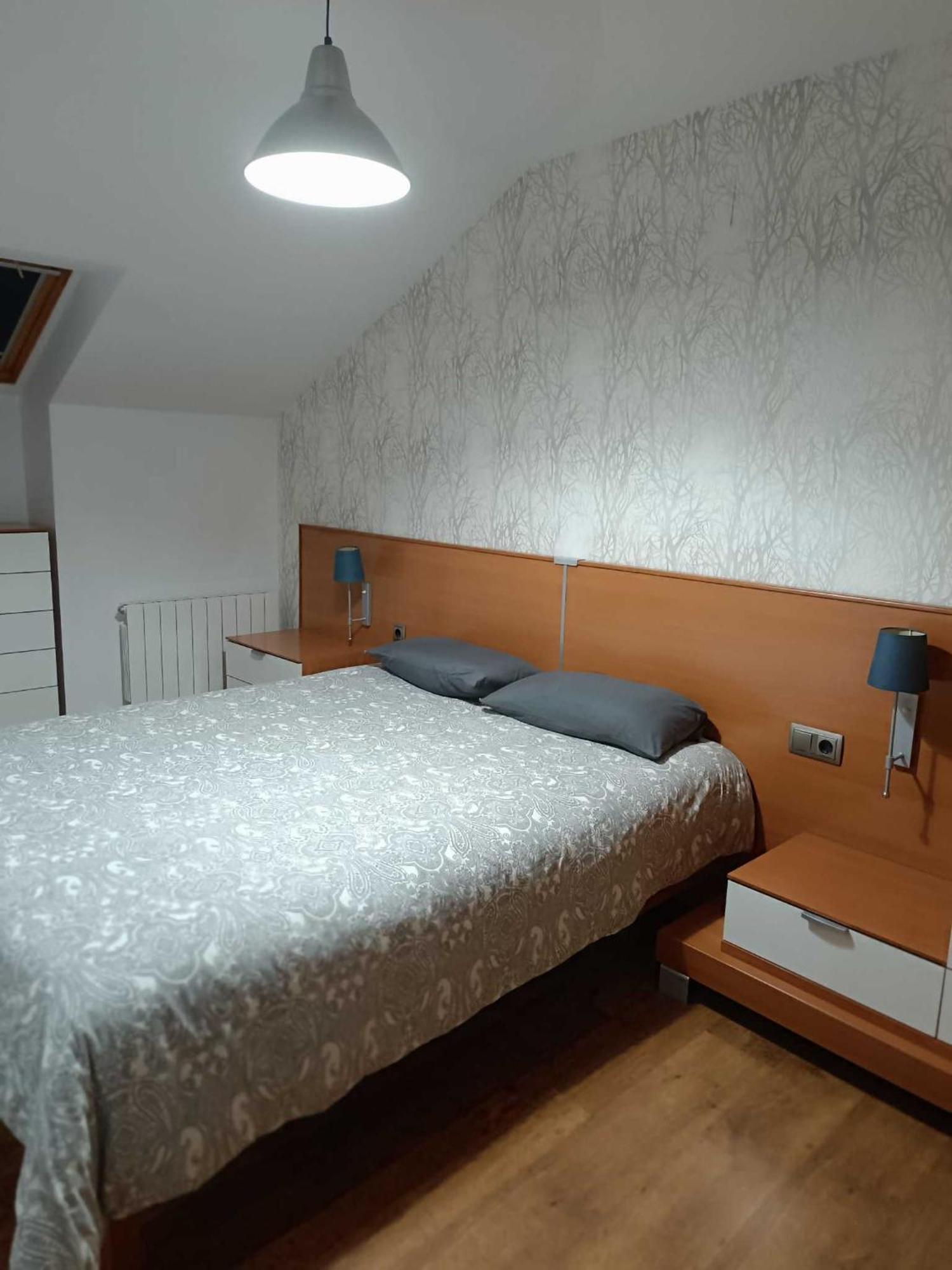 Precioso Atico Con Bonitas Vistas A La Pena Oroel Appartement Jaca Buitenkant foto
